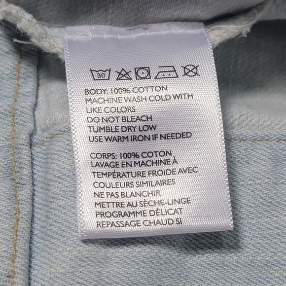 Women's BDG Urban Outfitters Light Blue Distressed Denim Vest Size Small - Picture 10 of 12